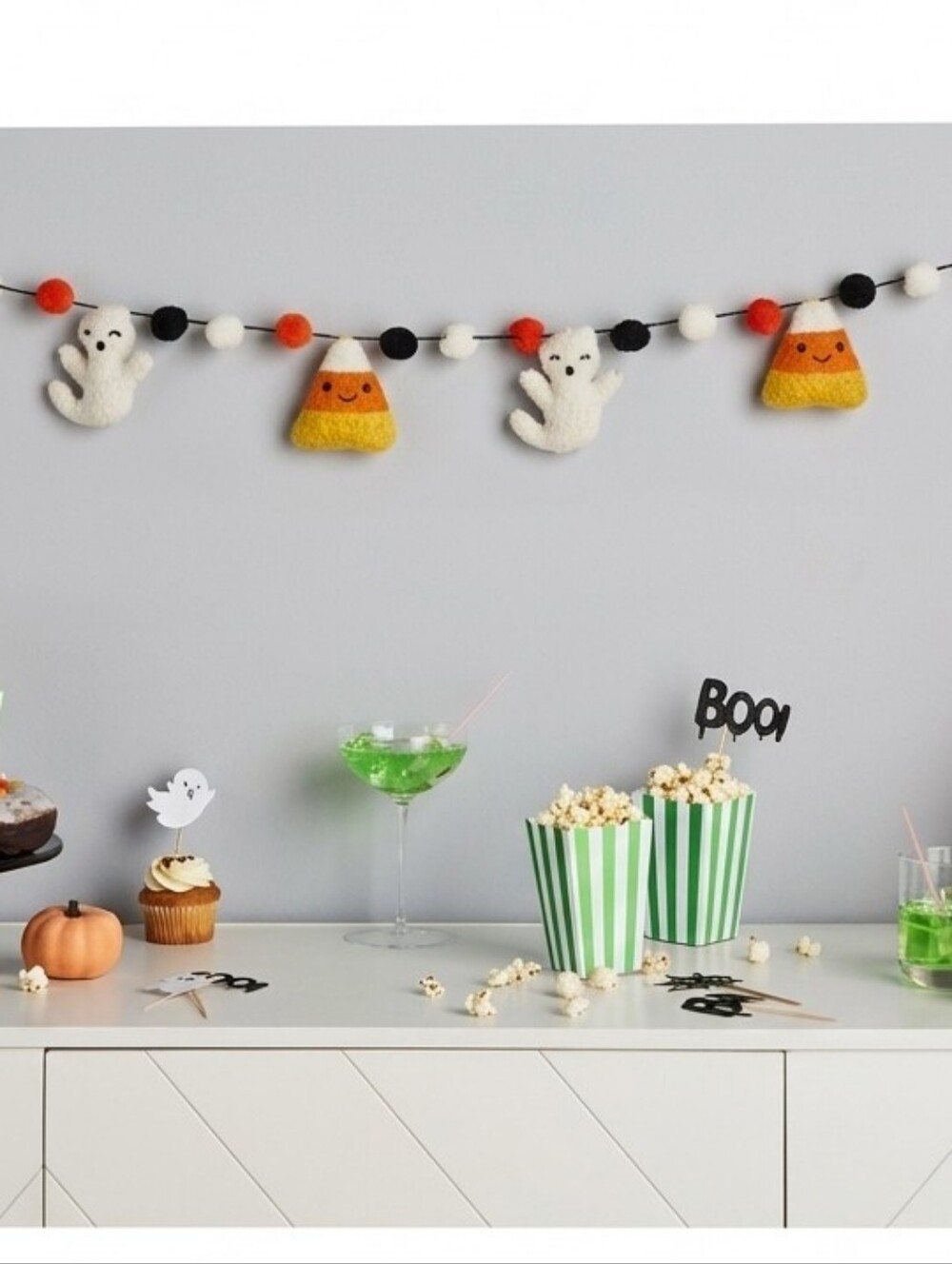 New Jack O'Lantern Lane Candy Corn & Ghosts Garland